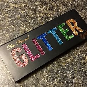 Too Faced Glitter Bomb eyeshadow pallette